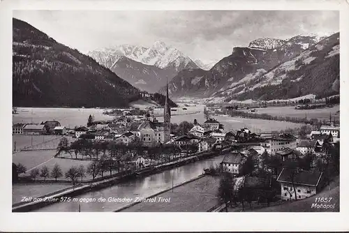 AK Zell am Ziller gegen die Gletscher Zillertal, Panoramaansicht, ungelaufen