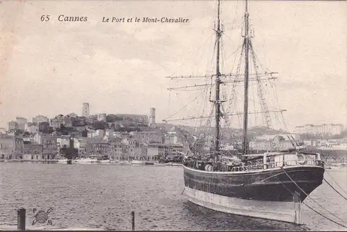 CPA Cannes, Le Port et le Mont Chevalier, non circule