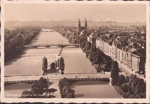 AK München, Isarpartie mit Gebirge, gelaufen 1952