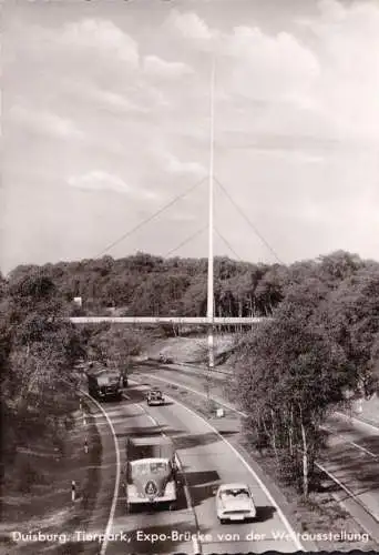 AK Duisburg Tiergarten, Expo pont de l'Exposition universelle, camions, incurvé