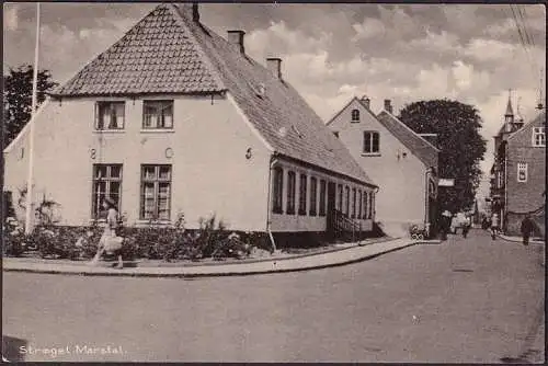 AK Marstal, rue commerçante, incurvée