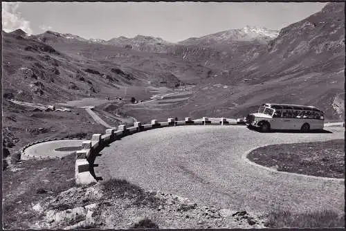 AK Graubünden, Julier Pass Straße zwischen Bivio und Passhöhe, Reisebus, ungelaufen