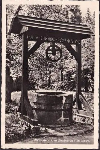 AK Walsrode, Alter Ziehbrunnen im Kloster, gelaufen 1952