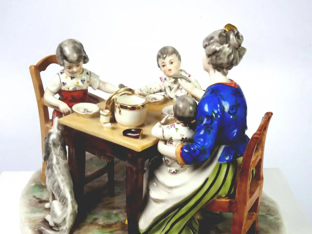 Family Figural Group by Ernst Bohne Söhne 4
