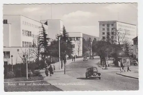 Bonn, Bundeshaus u Abgeornetenhaus m. Autos u. Personen, gebr. sw-Foto AK. #2421