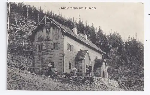 Österreich, Berge, Hütten, Schutzhaus am Ötscher m. Personen, sw-AK.  #1633