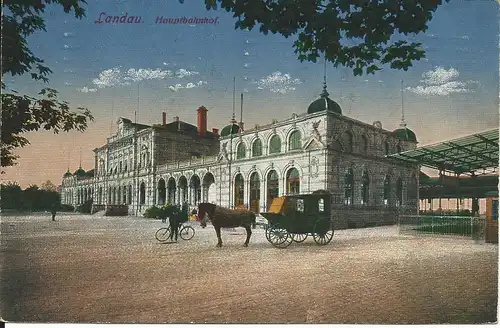 Landau ,Bahnhof m. Pferdekutsche u. Fahrrad, 1918 per Feldpost gebr. Farb AK 