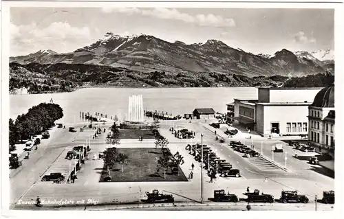 Schweiz, Luzern Bahnhofsplatz m. Oldtimern, 1937 gebr. sw-AK