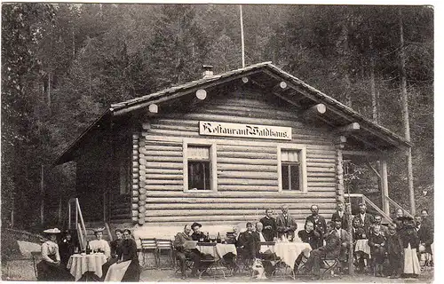 Österreich, Riezlern, Restaurant Waldhaus m. Personen, 1909 geschriebene sw-AK