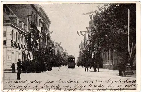 Mannheim, festlich beflaggte Strasse m. Trambahn, 1904 n. Kamerun gebr. sw-AK