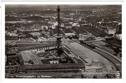 Berlin, Ausstellungshallen am Funkturm, 1937 gebr. Luftbild sw-AK