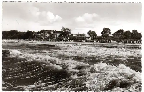 Ostseebad Scharbeutz, Strand m. Gebäuden, 1965 v. Haffkrug gebr. sw-AK