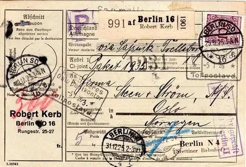 DR 1925, MeF 3x100 Pf. v- u. rs. auf Paketkarte v. Berlin n. Norwegen.