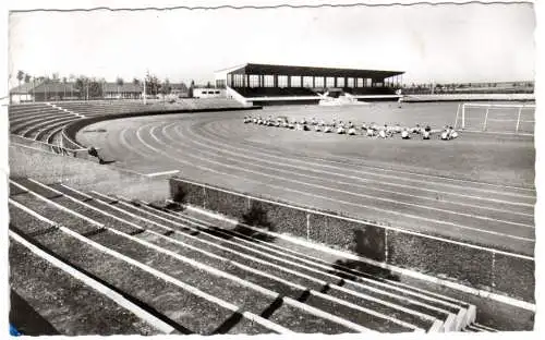 Schweinfurt, Willy-Sachs-Sport-Kampfbahn, Stadion m. Fussballfeld, ungebr. sw-AK