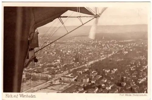 Wiesbaden, Blick v. Zeppelin, ungebr. Luftaufnahme sw-AK
