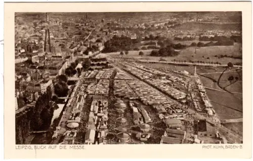 Leipzig Messe, Blick v. Zeppelin, ungebr. Luftaufnahme sw-AK
