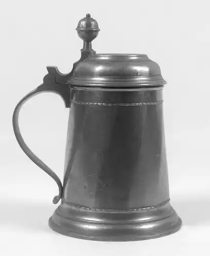 Schöner und sehr dekorativer Humpen. Vintage.