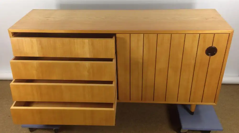 Zwei Sideboards, 1954 9