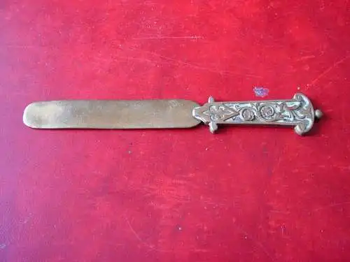 Antiker Brieföffner von / Aus Bronze (Antique Letter Opener,Ancien Coupe Cabrio