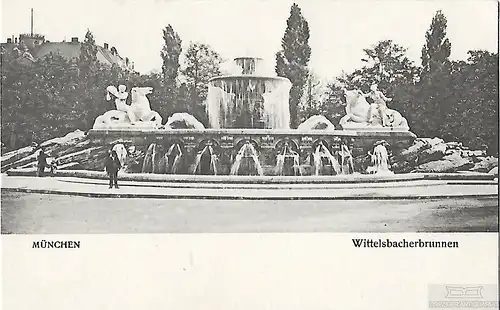 AK München. Wittelsbacherbrunnen. ca. 1920, Postkarte. Ca. 1920, gebraucht, gut