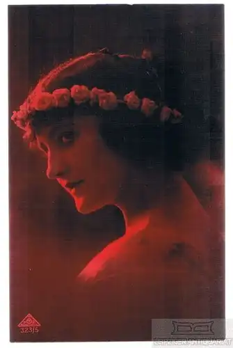 AK Hübsches junges Fräulein, Postkarte. Fotokarte, ca. 19130, gebraucht, gut