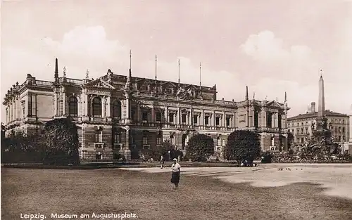 AK Leipzig. Museum am Augustusplatz, Postkarte, Verlag W. Radestock Nachf