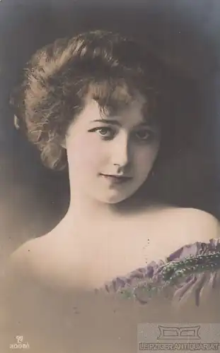 AK Hübsches junges Fräulein, Postkarte. Fotokarte, 1914, gebraucht, gut 268743