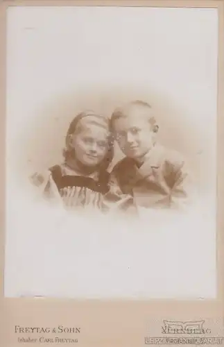 Fotografie Freytag & Sohn, Nürnberg - Portrait Geschwister, Fotografie. Fotobild