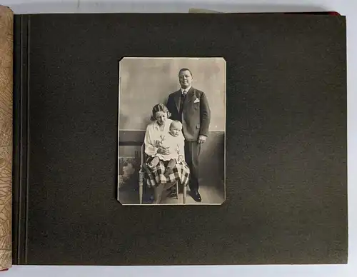 Fotoalbum: Einzigartiges Fotoalbum Familie Jähnert um 1925, Auto, Schuleintritt