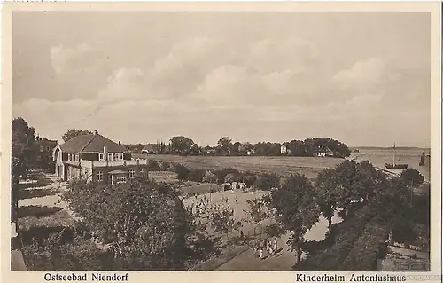 AK Ostseebad Niendorf. Kinderheim Antoniushaus. ca. 1935, Postkarte. Serien Nr