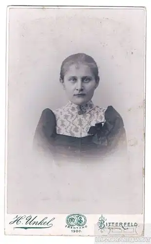 Fotografie Unkel, Bitterfeld - Potrait Junges Fräulein, Fotografie. Fotobild