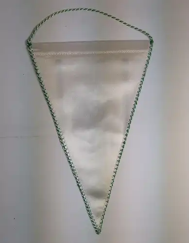 Wimpel: BSG Chemie Leipzig, weiß grün mit Kordel, 21,5 x 13,5 cm, guter Zustand
