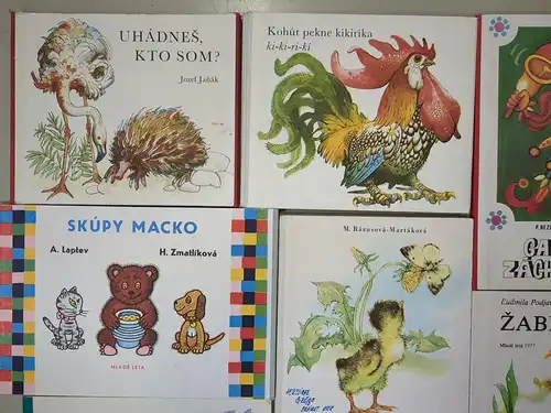 13 Pappkinderbücher auf Slowakisch vom Verlag Mlade leta, Bilderbücher