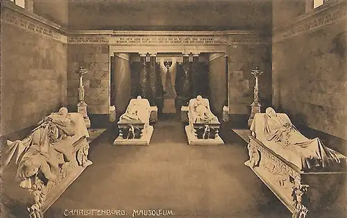 AK Charlottenburg. Mausoleum. ca. 1935, gebraucht, gut