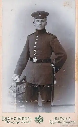 Fotografie Riedel, Leipzig - Portrait Mann in Uniform, Fotografie. Fotobild