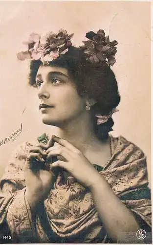 AK Hübsches junges Fräulein, Postkarte. Nr. 1415, 1905, Fotograf H. Manuel