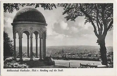 AK Weltkulturstadt Wiesbaden. Blick vom Neroberg auf die Stadt. ca... Postkarte