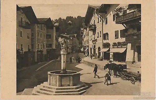 AK Berchtesgaden. Marktplatz. ca. 1930, Postkarte. Serien Nr, ca. 1930