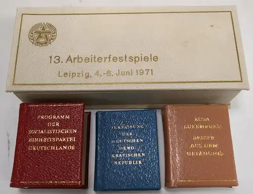 3 Minibücher: Programm der SED; Verfassung der DDR; Rosa Luxemburg - Briefe