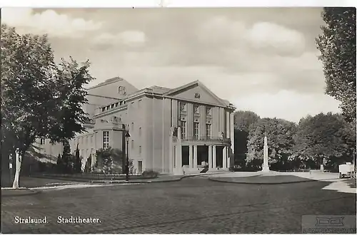 AK Stralsund.Stadttheater. ca. 1913, Postkarte. Ca. 1913, gebraucht, gut
