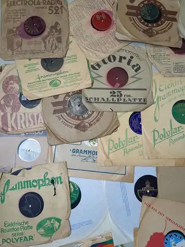 45 Schellackplatten von Grammophon, Kristall, Gramola, Tempo, Beka-Record u.a.