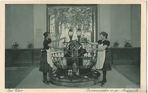 AK Bad Elster. Brunnenmädchen in der Moritzquelle. ca. 1928, Postkarte. Ca. 1928