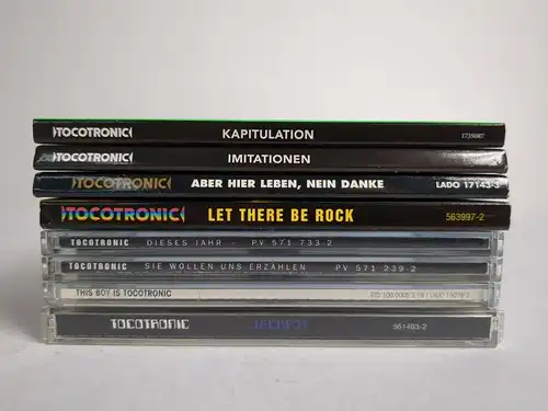 8 Single-CDs Tocotronic: Jackpot; Imitationen; Kapitulation; Dieses Jahr ...