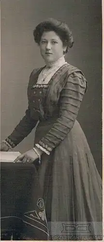 Fotografie Schoppmeyer, Cüstrin - Portrait Junges Fräulein, Fotografie. F 274946