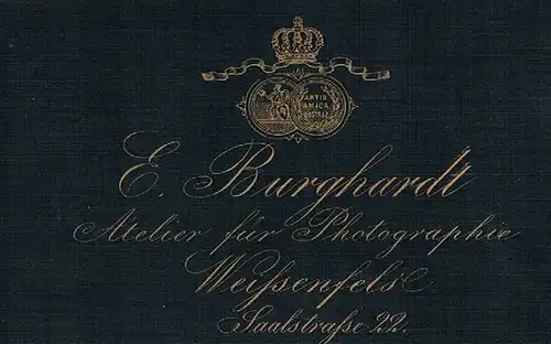 Fotografie Burghardt, Weissenfels - Portrait Dame mit Taschenuhr, Fotografie