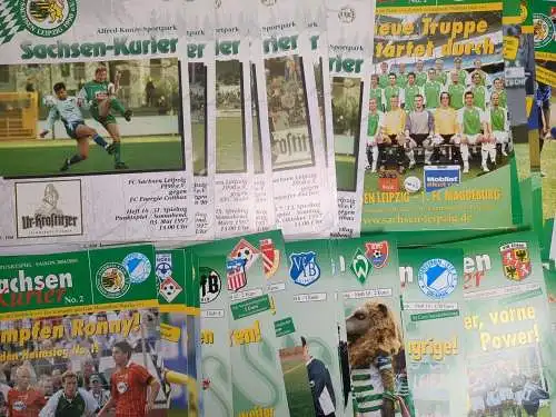 45 Fußball Hefte FC Sachsen Leipzig 1990 e. V., Sachsen-Kurier, Leutzsch