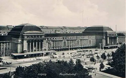 AK Leipzig. Hauptbahnhof, Postkarte. Ca. 1940, gebraucht, gut