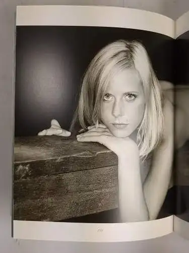 Buch: Thomas Karsten - She. 2005, Konkursbuch Verlag, signiert vom Fotografen