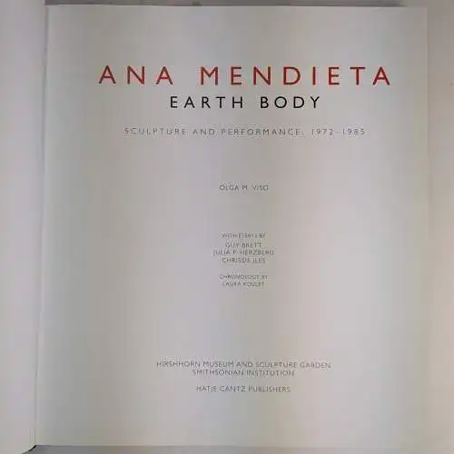 Buch: Ana Mendieta - Earth Body, Sculpture and Performance, 1972-1985, Hatje Can