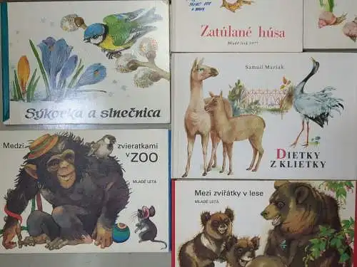 13 Pappkinderbücher auf Slowakisch vom Verlag Mlade leta, Bilderbücher